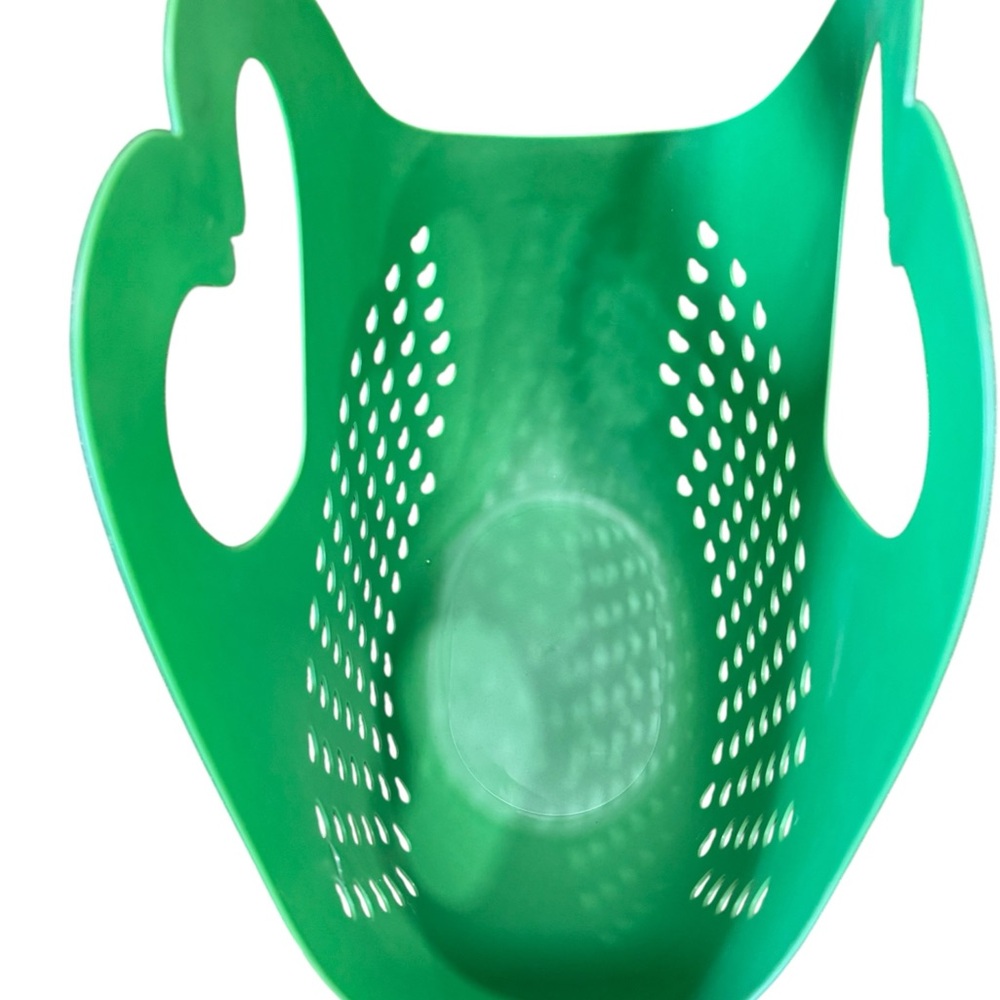 Green Heart-Shaped Basket - Picture 3 of 5